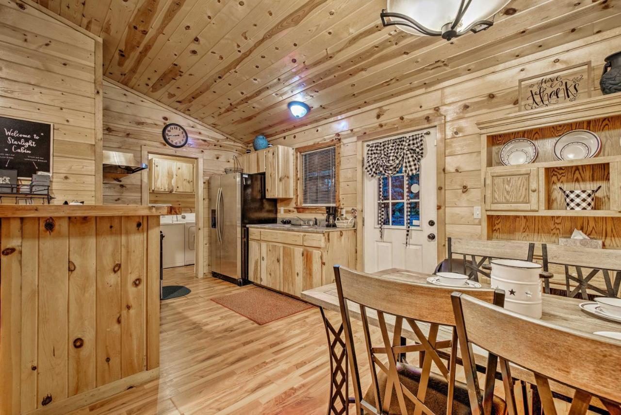 Broken Bow Starlight Cabin With Private Hot Tub! Eksteriør billede