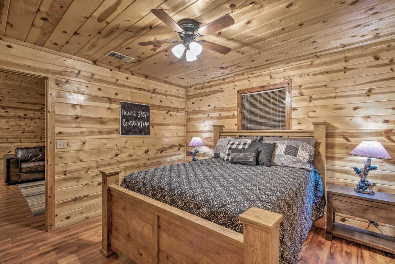 Broken Bow Starlight Cabin With Private Hot Tub! Eksteriør billede